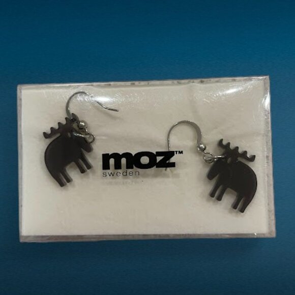 Scandinavian Moose Earrings Grey Acrylic Moose by MOZ Sweden NIB - Picture 5 of 5